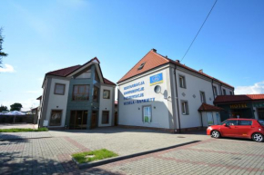  Hotel Awis  Кутно